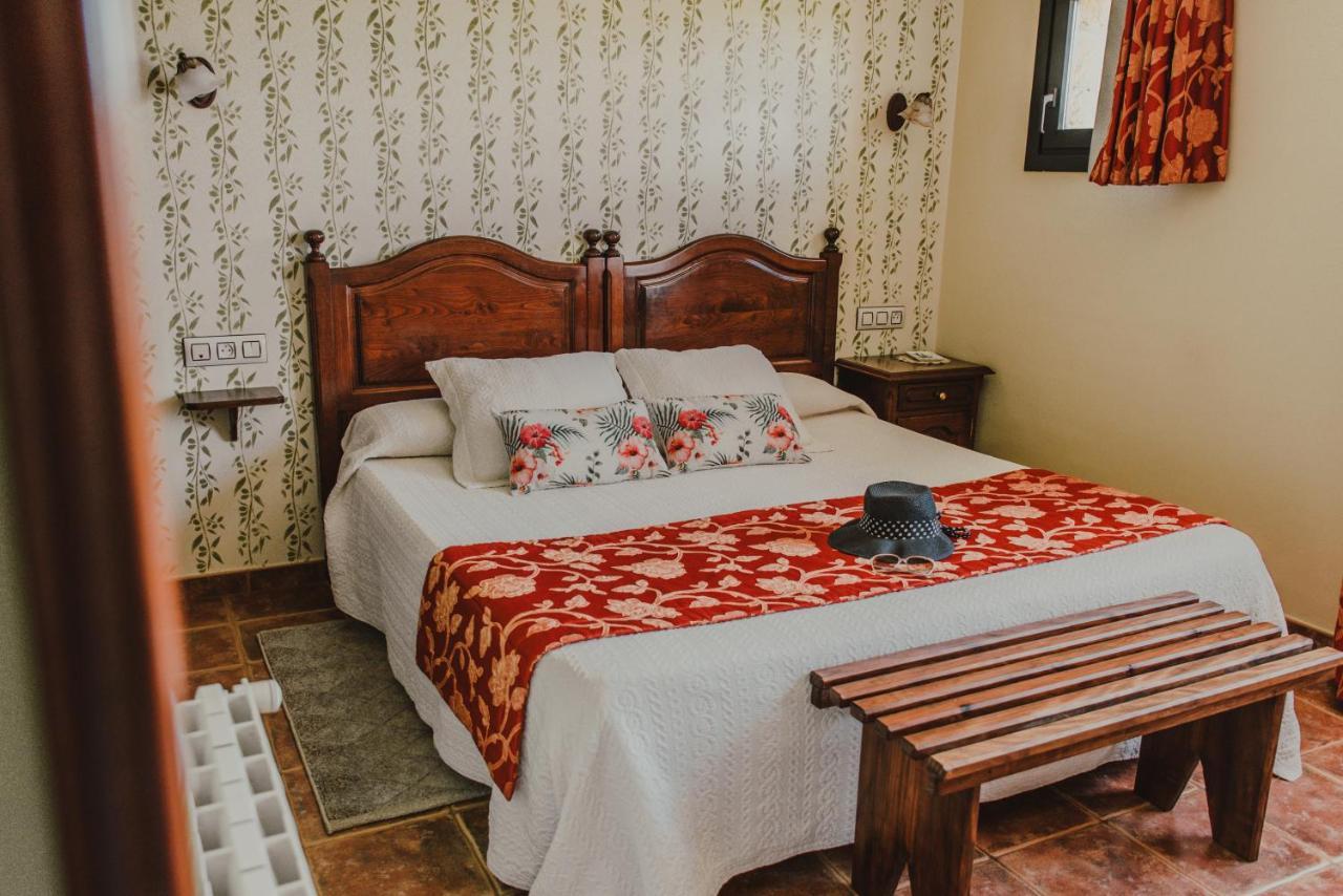 Double or Twin Room Garden View