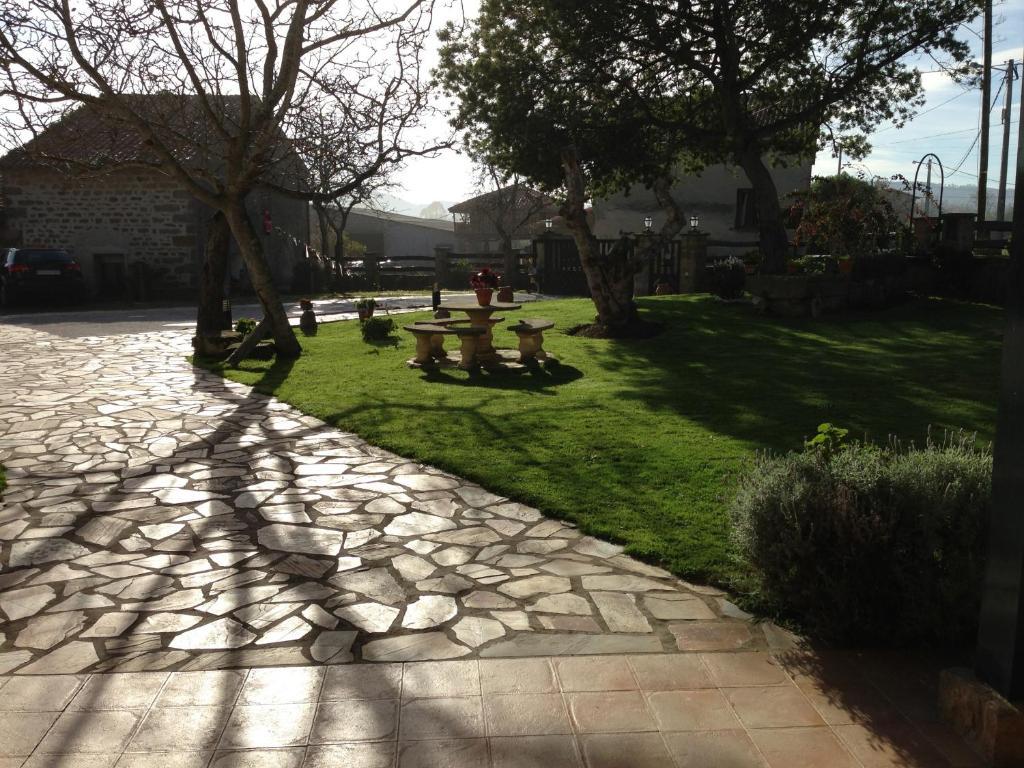 Double or Twin Room Garden View